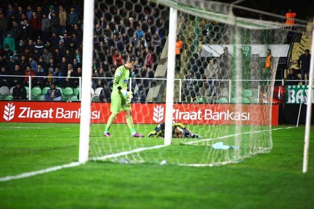 Fenerbahçe Hasan Ali Kaldırım'ın Ayağının Fotoğrafını Paylaştı
