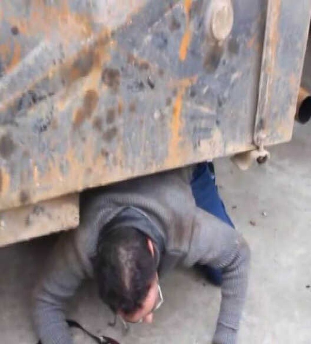 Kilis'te Kamyonun Yakıt Deposundan Göçmenler Çıktı