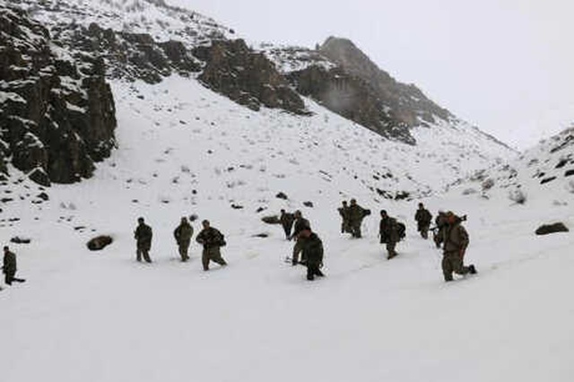 Kato'da 1 Metre Karda PKK'lı Arayan Güvenlik Güçleri: Afrin'e Gitmeye Hazırız