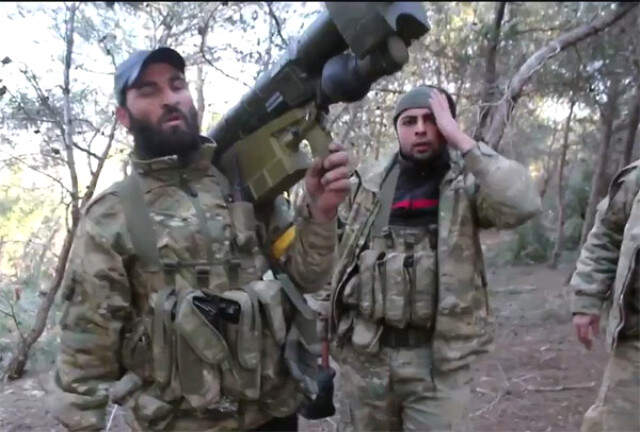 Afrin Operasyonunun 13. Gününde, Türk Özel Kuvvetler Askerleri Dağın Zirvesinde