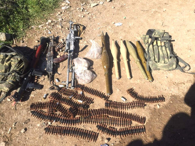 TSK Fotoğraflarını Paylaştı! Afrin'de Hava Savunma Füzesi Ele Geçirildi TSK Fotoğraflarını Paylaştı! Afrin'de Hava Savunma Füzesi Ele Geçirildi