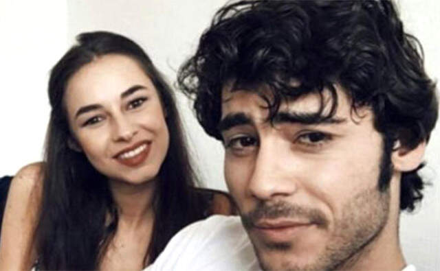 İstanbullu Gelin Dizisinin Bade'si, Rol Arkadaşına Aşık Oldu