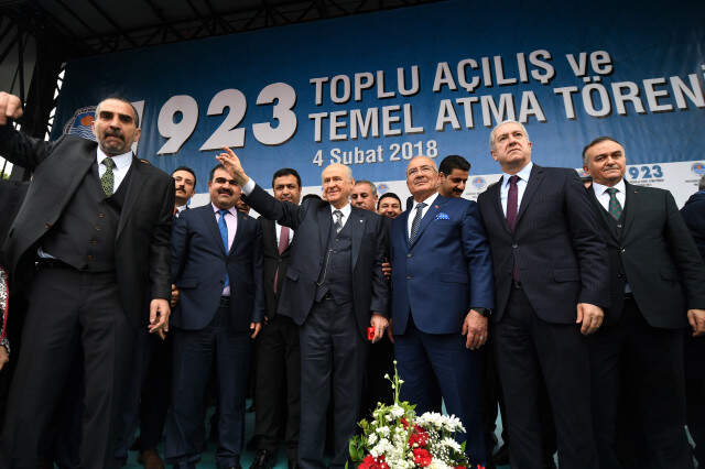 Bahçeli'den CHP'ye Sert Sözler: CHP'liler Yakayı Kaptırmış, İradelerini Kiraya Vermiştir