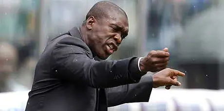 Efsane Futbolcu Clarence Seedorf, <a class='keyword-sd' href='/emre-colak/' title='Emre Çolak'>Emre Çolak</a>'ın Yeni Hocası Oldu