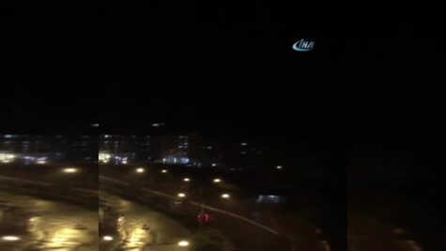 Kilis'te Mevzilenen Çok Namlulu Roketatarlar Terör Hedeflerini Vurdu
