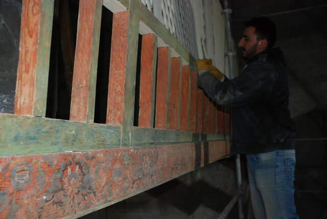 Cami Restorasyonunda, 16. Yüzyıla Ait Kalem İşlemeleri Bulundu