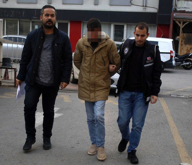 Antalya'da Otopark Çetesi Çökertildi: Aralarında Polisler de Var