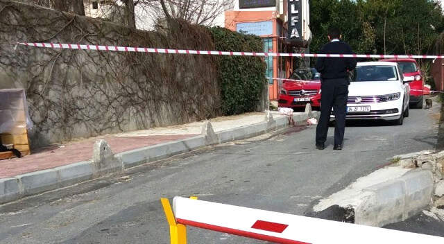 Şişli'de Cani Kocanın, Güpegündüz Karısının Boğazını Keserek Öldürdüğü Anlar Kamerada Şişli'de Cani Kocanın, Güpegündüz Karısının Boğazını Keserek Öldürdüğü Anlar Kamerada