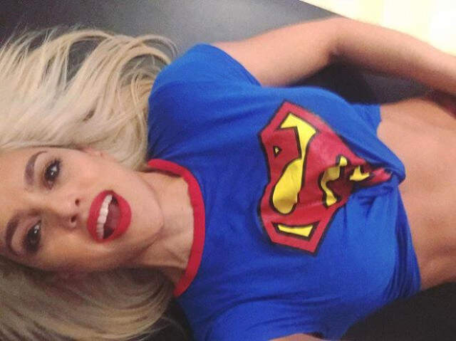 Survivor'ın Gönüllüler Takımında Yarışacak Olan Birsen Bekgöz, Bacak Kaslarıyla Şoke Etti