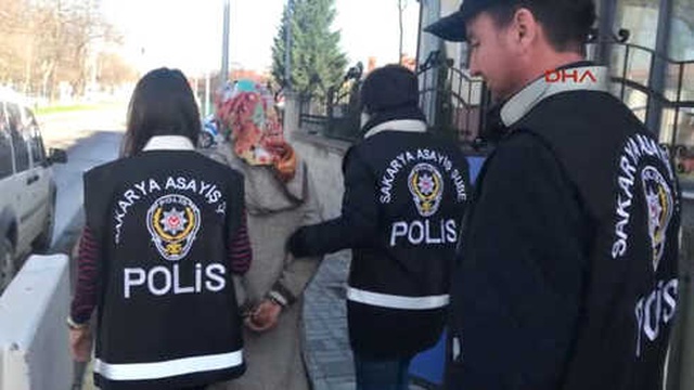 <a class='keyword-sd' href='/sakarya/' title='Sakarya'>Sakarya</a>'da Bir Kadın, Yaşlı Adama Cinsel Birliktelik Teklif Edip Soymaya Çalıştı