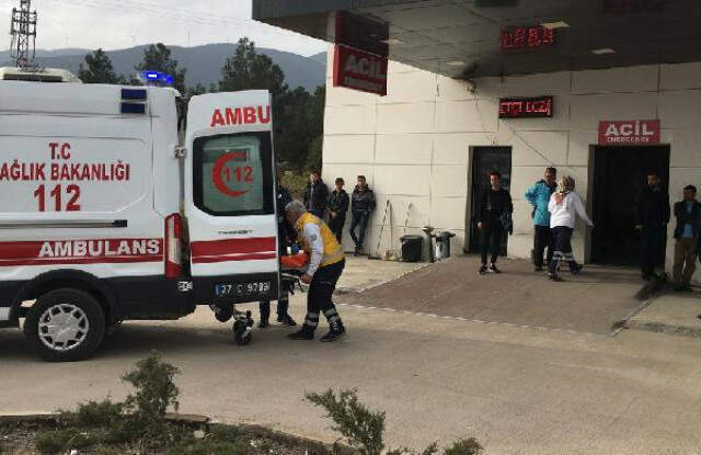 Gaziantep'te Dere Yatağına Düşen 9 Yaşındaki Çocuk Boğuldu Gaziantep'te Dere Yatağına Düşen 9 Yaşındaki Çocuk Boğuldu