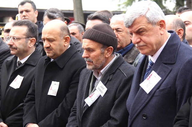 Kocaeli'de Binler Çukurca Şehidini Son Yolculuğuna Uğurladı