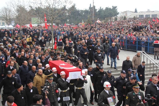Kocaeli'de Binler Çukurca Şehidini Son Yolculuğuna Uğurladı