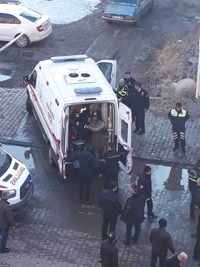 Cani Adam, Eski Eşini Av Tüfeğiyle Öldürdü