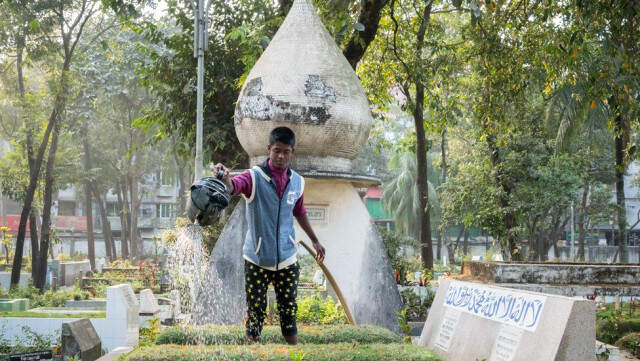Bangladeş'in Başkenti Dakka'da Ölüleri Defnedecek Mezarlık Yeri Kalmadı Bangladeş'in Başkenti Dakka'da Ölüleri Defnedecek Mezarlık Yeri Kalmadı
