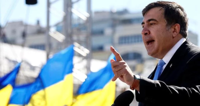 Ukrayna'da Yaşayan Gürcü Lider Saakaşvili'yi Maskeli Polisler Gözaltına Aldı