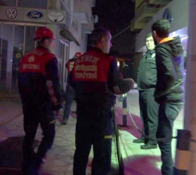 Kız Arkadaşına Sürpriz Yapmak İsterken 2'inci Kattan Düştü, Ölümden Döndü