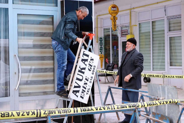 Şehidi İcraya Veren Avukatın Bürosuna Saldırı