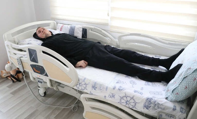 Ambulansın 150 Kilometre Hızla Çarptığı Gencin Hayatı Karardı