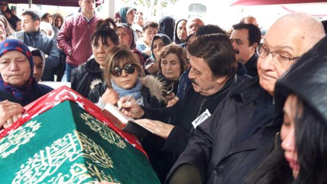 Kansere Yenik Düşen Nuray Hafiftaş, Son Yolculuğuna Uğurlandı