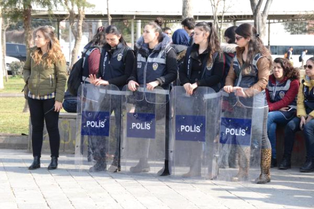Polis Müdürü, HDP'li Vekili Susturdu: Burası Muz Cumhuriyeti Değil