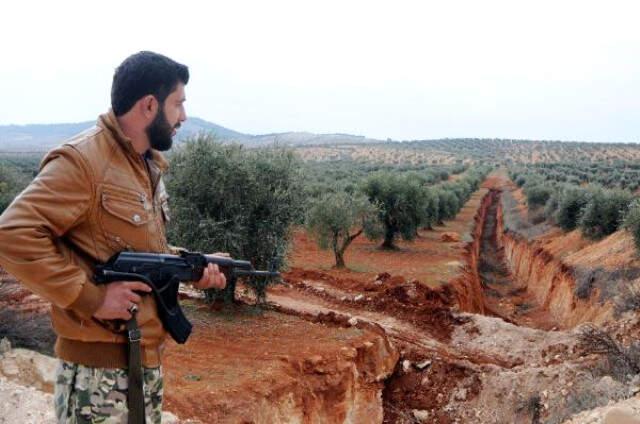 Afrin Operasyonunda 28. Gün! Burseya Dağı'na Uzanan 5 Kilometrelik Hendek Bulundu