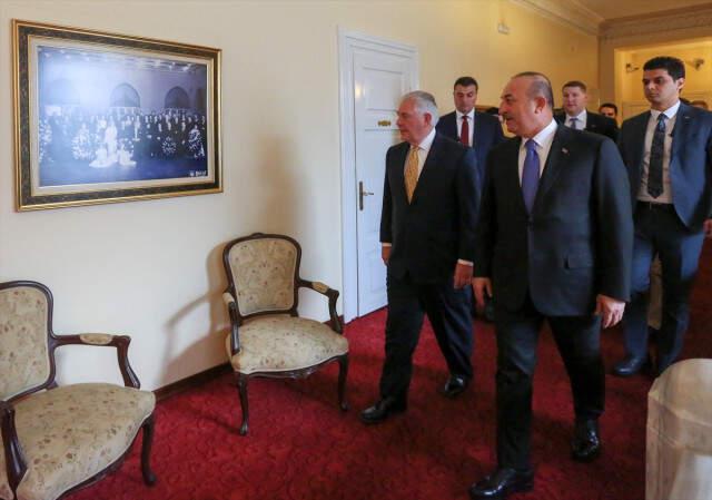 Çavuşoğlu, Tillerson'a Önce Gazi Meclis'i Gösterdi Sonra Masaya Oturdu