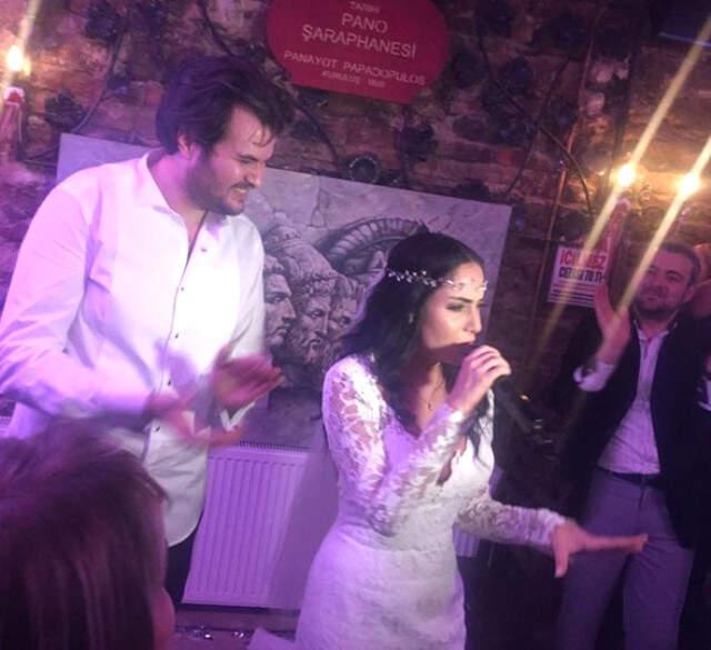 Tarık Akan'ın Oğlu Barış Üregül, Eşinden Boşanıyor