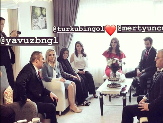 Yavuz Bingöl'ün Ekranlardan Uzak Tuttuğu Kızı Nişanlandı!