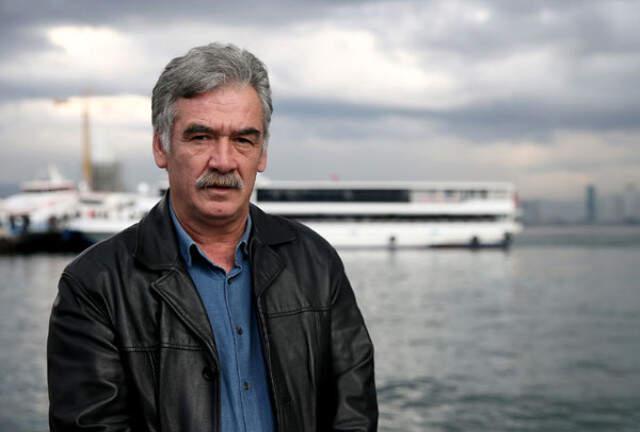 Bir Döneme Komedi Dans Üçlüsü ile Damga Vuran Murat Akkaya, Şimdi Taksici Oldu