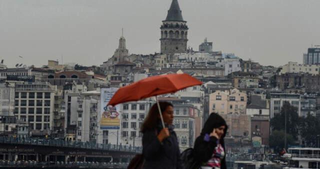 Meteoroloji, İstanbul'da Aralıklı Sağanak Yağış Olacağını Duyurdu