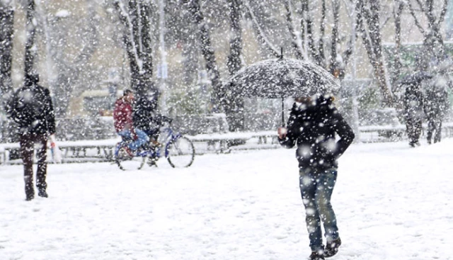 Meteoroloji Tarih Verdi! Sibirya Soğukları İstanbul'a Mart'ta Kar Getiriyor