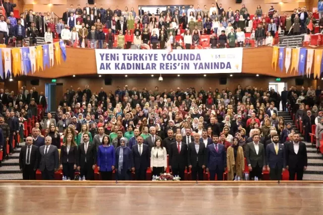 Kırşehir'de 81 CHP'li Partisinden İstifa Edip AK Parti'ye Üye Oldu