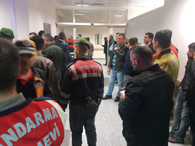 Antalya'da Görevli Askerleri Taşıyan Minibüs Devrildi: 23 Yaralı