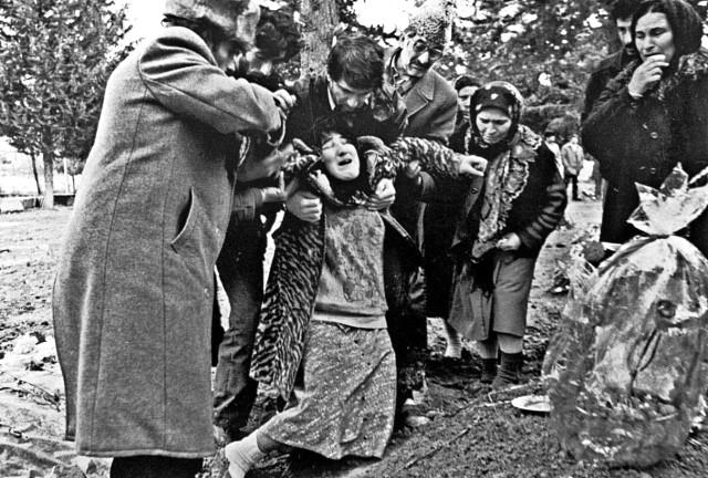 26 Yıl Geçti, Acısı Hala Taze! İnsanlık Tarihinde Kara Bir Leke: Hocalı Katliamında Neler Yaşandı?