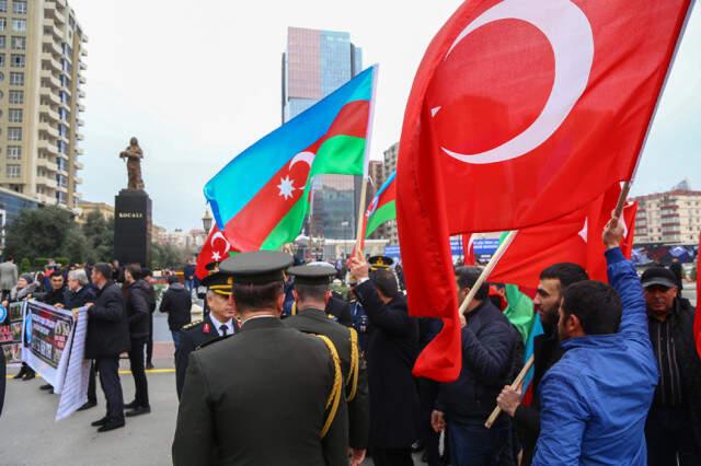 26 Yıl Geçti, Acısı Hala Taze! İnsanlık Tarihinde Kara Bir Leke: Hocalı Katliamında Neler Yaşandı?