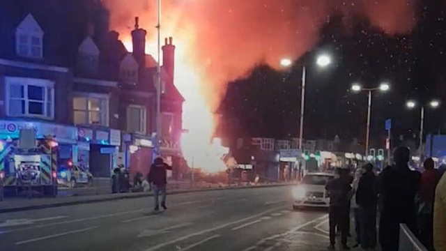 Leicester'da 'Patlama': 4 Kişi Hastaneye Kaldırıldı