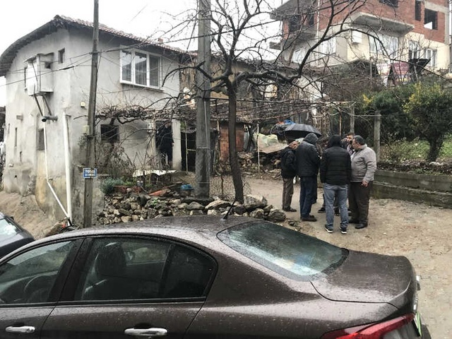 Bursa'da Temizlik İşçisi Sırtına Baltayla Vurularak Öldürüldü