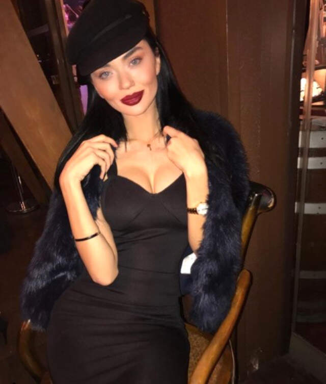 Cansu Taşkın: Ronaldo Beni Evine Davet Etti, Gitmedim