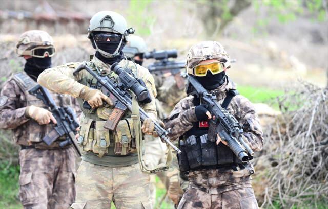 Afrin Operasyonunda 41. Gün! JÖH ve PÖH Afrin'de, İşte İlk Görüntüler