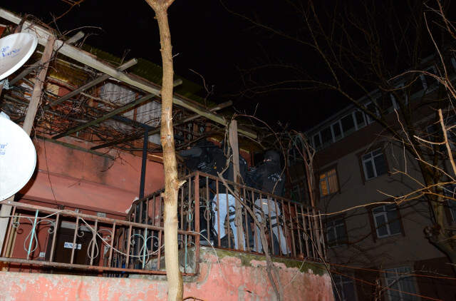 İstanbul'da 4 İlçeye Şafak Baskını! PKK'ya Eleman Temin Eden 3 Kişi Gözaltına Alındı
