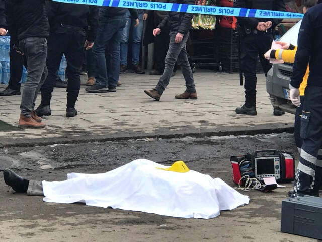 Sokak Ortasında Silahlı Çatışma: 1 Ölü, 6 Yaralı