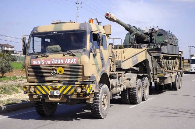 Suriye Sınırına Son Yılların En Büyük Sevkiyatı: 100'den fazla Zırhlı Araç Kilis'te