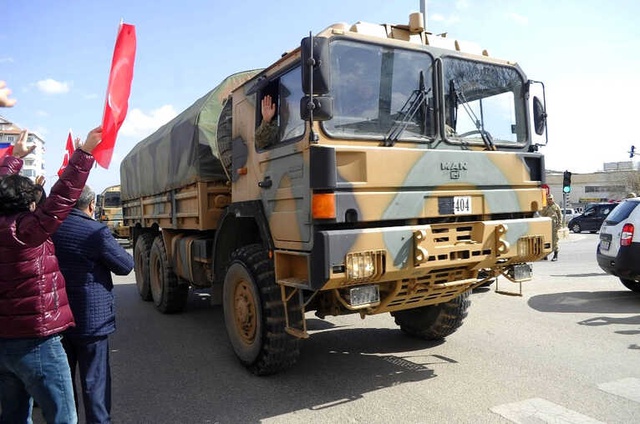 Suriye Sınırına Son Yılların En Büyük Sevkiyatı: 100'den fazla Zırhlı Araç Kilis'te