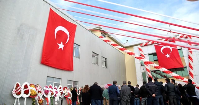 Kayyum Atanan Faruk Güllüoğlu'nun Yeni Üretim Tesisi Açıldı