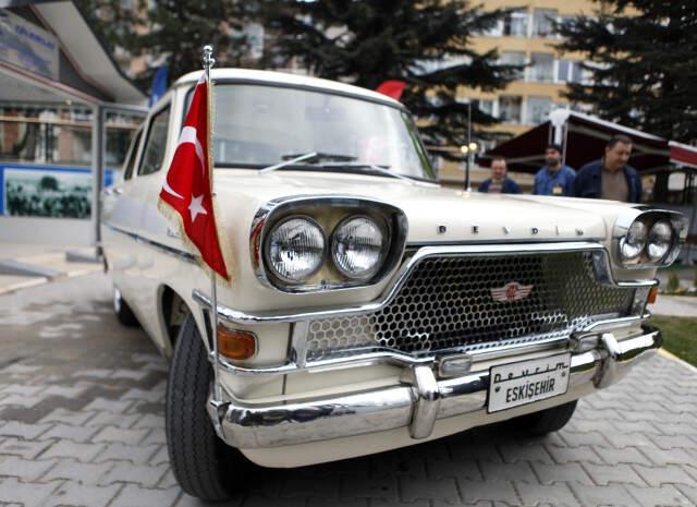 İlk Yerli Otomobile 57 Yıl Sonra İlk Bakım Yapıldı