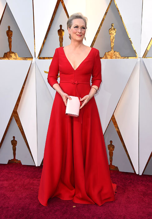 Oscar Ödülleri En Dikkat Çeken İsim Nicole Kidman Oldu! Elbisesi Hediye Paketine Benzetildi