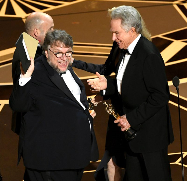 Oscar Ödülleri Sahiplerini Buldu! Peki En İyi <a class='keyword-sd' href='/yonetmen/' title='Yönetmen'>Yönetmen</a> Guillermo del Toro Kimdir?
