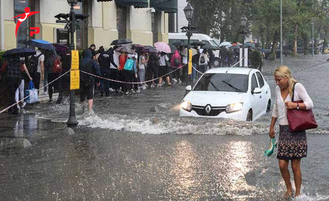 Meteoroloji Uyardı! İstanbul'a Fırtına ve Kuvvetli Sağanak Geliyor Meteoroloji Uyardı! İstanbul'a Fırtına ve Kuvvetli Sağanak Geliyor