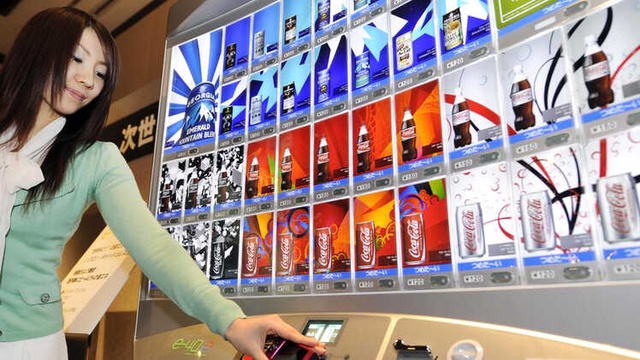 Coca-Cola İlk Alkollü İçeceğini Üretecek